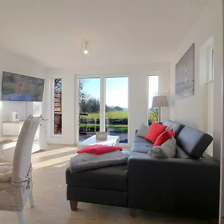 Kw4c Haus Deichbrand Holiday home *