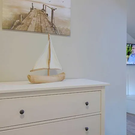 Kw4c Haus Deichbrand Ferienhaus *